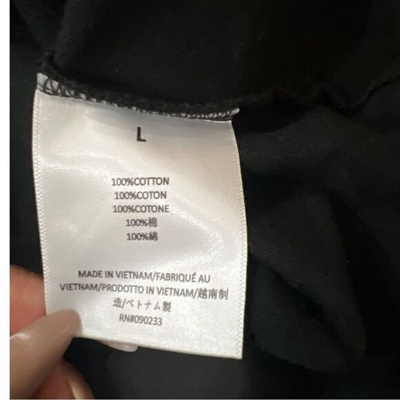 Fear of God Essential Oversized Long Sleeve Tee in Jet Black Size L - Picture 3 of 4